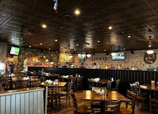 north-dakota/fargo/restaurant/lucky-s-13-pub