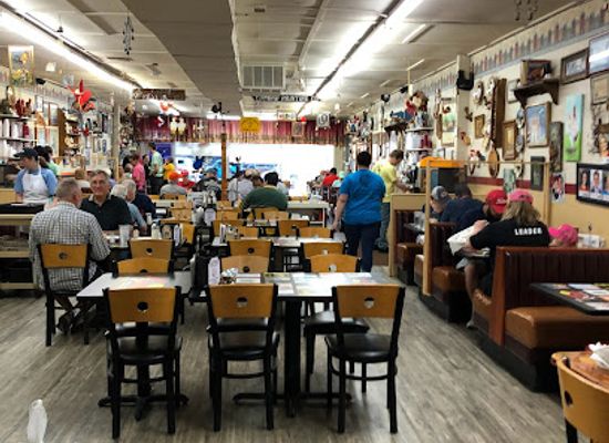 oklahoma/edmond/restaurant/around-the-corner-restaurant