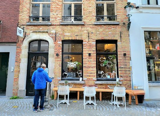 belgium/bruges/minnewater/restaurant/that-s-toast