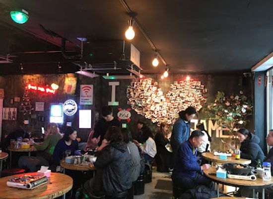 south-korea/seoul/hongdae/restaurant/james-cheese