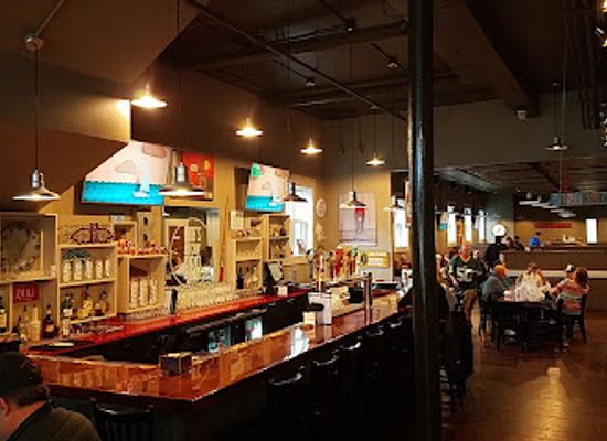 illinois/driftless-area/restaurant/bob-s-bitchin-bbq