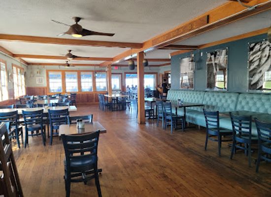 rhode-island/block-island/restaurant/dead-eye-dick-s