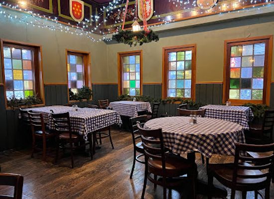 minnesota/twin-cities-metropolitan-area/restaurant/black-forest-inn