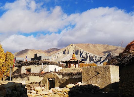 nepal/dolpo/restaurant/the-kailash-hotel-tsarang-mustang-nepal