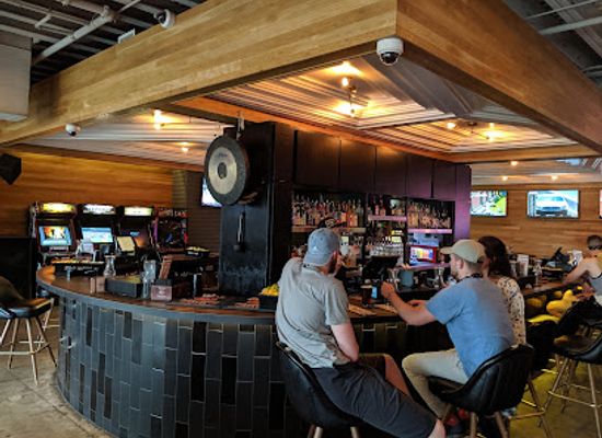 tennessee/nashville-music-row/restaurant/kung-fu-saloon