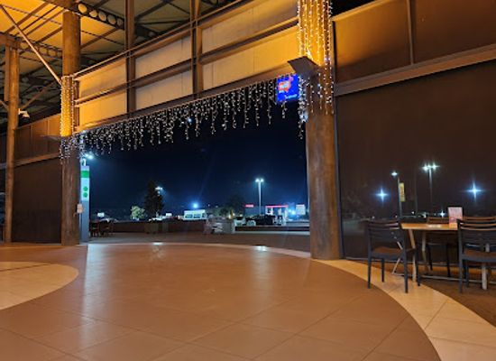 malawi/lilongwe/area-47/restaurant/acres-bar-grill