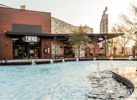 washington/spokane-river/restaurant/twigs-bistro-and-martini-bar