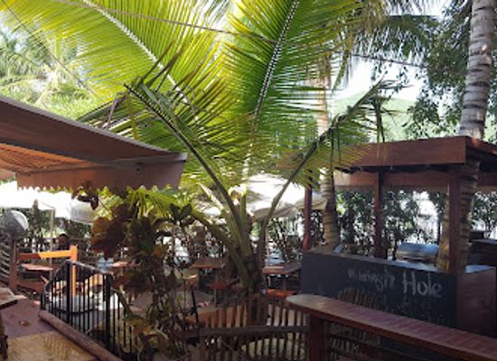 british-virgin-islands/tortola-beaches/restaurant/the-watering-hole