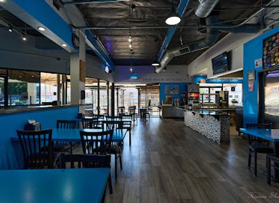 california/santa-clarita/restaurant/gyromania
