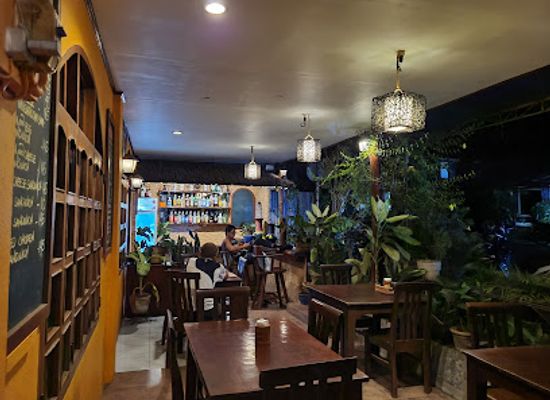 philippines/siquijor/restaurant/chekesh-casa
