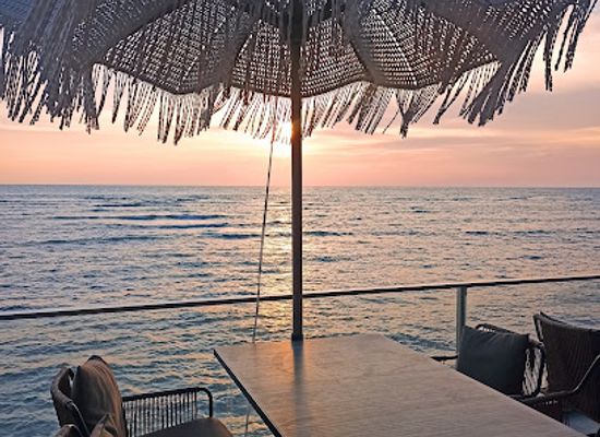 albania/durres-coast/restaurant/gate03