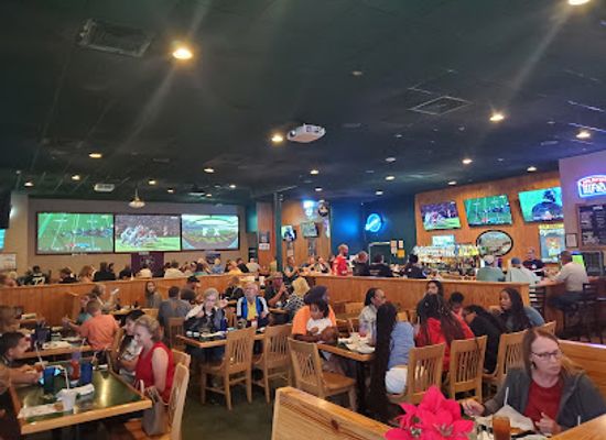 florida/ocala/restaurant/gator-s-dockside-ocala