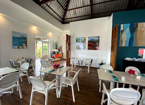 mauritius/seven-coloured-earths/restaurant/restaurant-station-a