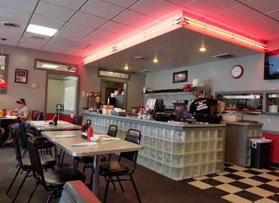 ohio/canton/restaurant/lowry-s-family-restaurant