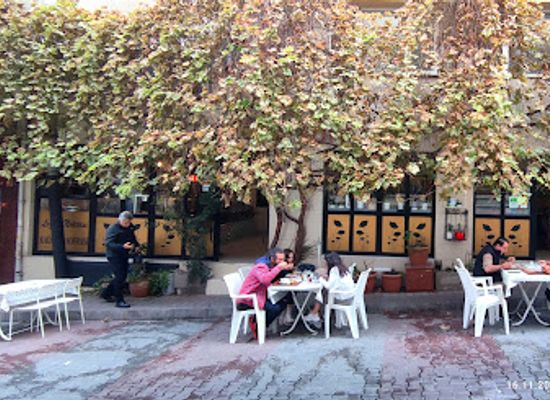 turkiye/istanbul/kadikoy/restaurant/kadikoy-sofrasi