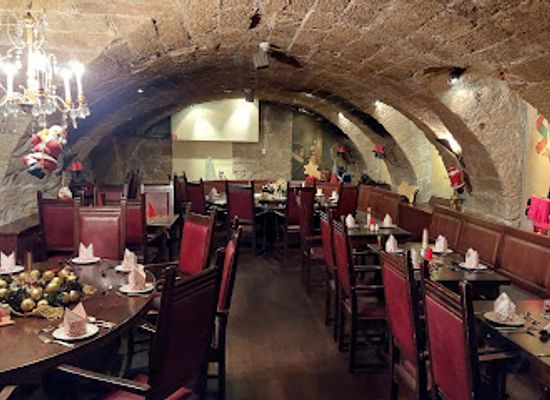 germany/dresden/altstadt/restaurant/sophienkeller-im-taschenbergpalais