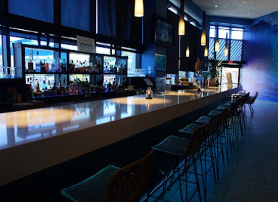 florida/cocoa-beach/restaurant/waves-craft-kitchen