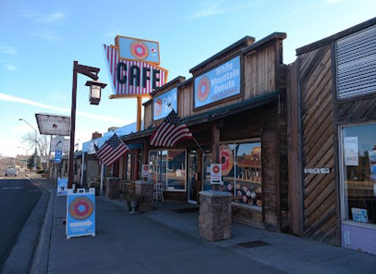 arizona/navajo-county/restaurant/bertie-s-outlaw-eatery-tavern