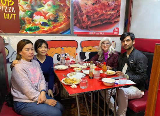 pakistan/phandar-valley/restaurant/fanda-food-street