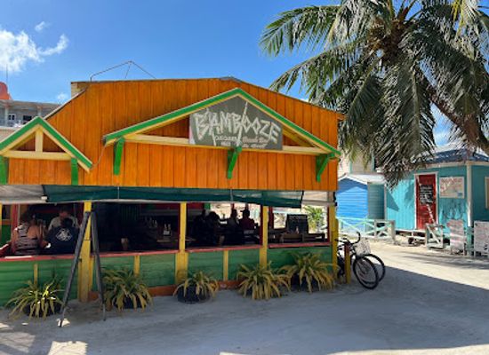 belize/caye-caulker/restaurant/bambooze-beach-bar-and-grill