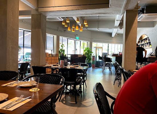 singapore/bukit-timah/restaurant/lino-binjai-park