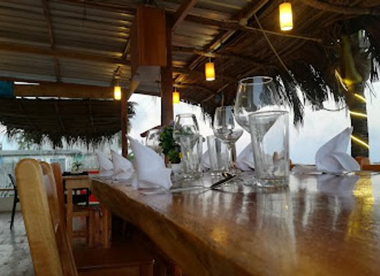 ecuador/galapagos-islands/restaurant/the-beach-galapagos