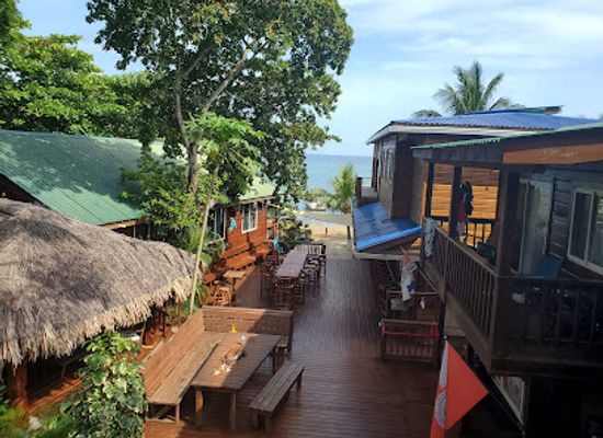 honduras/roatan/restaurant/blue-bahia-beach-grill