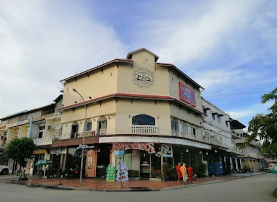 cambodia/battambang/restaurant/the-pizza-company-battambang