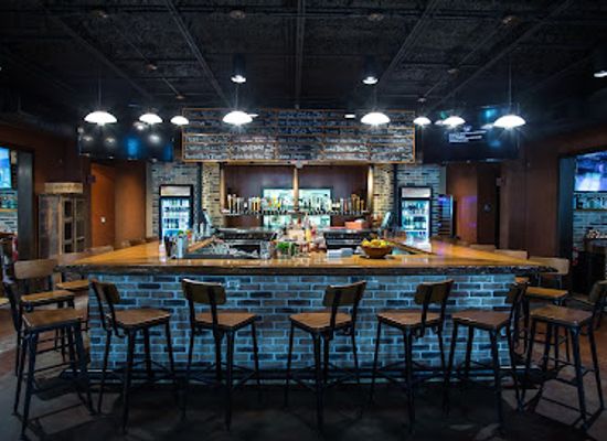 florida/grayton-beach/restaurant/beach-camp-brewpub