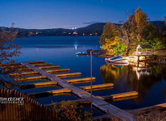connecticut/housatonic-valley/restaurant/down-the-hatch