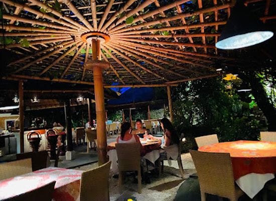 indonesia/bali/kuta/restaurant/poppies-restaurant