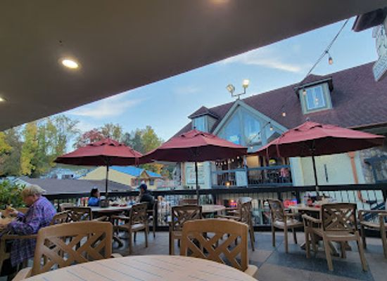 tennessee/gatlinburg/restaurant/tennessee-jed-s