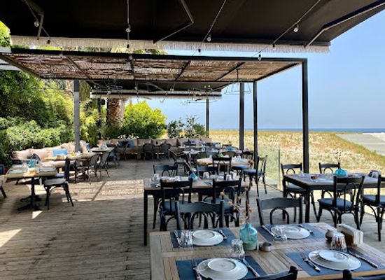 lebanon/beirut/restaurant/al-mandaloun-waterfront