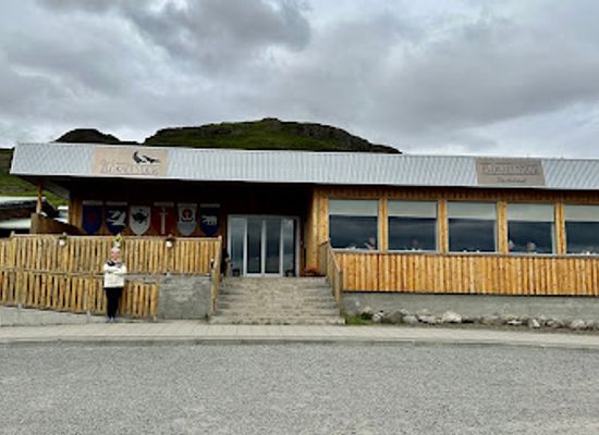 iceland/westfjords/restaurant/restaurant-flokalundur