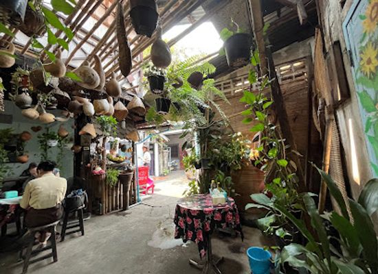 laos/bolikhamxay-province/restaurant/kung-s-cafe-lao