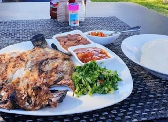 zambia/lusaka/kabulonga/restaurant/mockys-kitchen