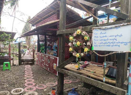 myanmar-burma/sittwe/restaurant/treasure-food-house-social-harmony-garden