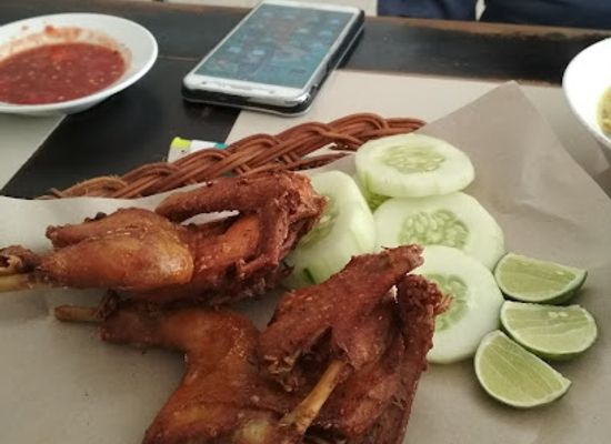 indonesia/southeast-sulawesi/restaurant/rm-matana