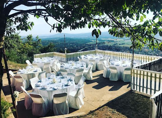 slovenia/postojna-cave/restaurant/koca-mladika-na-pecni-rebri-733-m