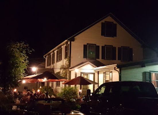 massachusetts/metrowest/restaurant/the-oregon-club