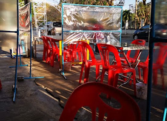 thailand/kanchanaburi/tha-maka/restaurant/the-yellow-table