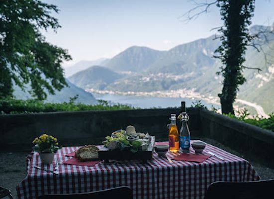 switzerland/ticino/restaurant/grotto-grassi-tremona