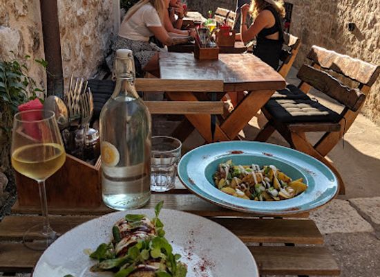 croatia/hvar/restaurant/fig-hvar