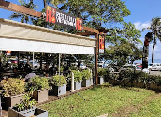 new-caledonia/baie-des-citrons/restaurant/uncle-ho