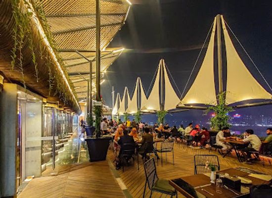 bangladesh/brahmaputra-jamuna-floodplain/restaurant/buriganga-riverview-restaurant