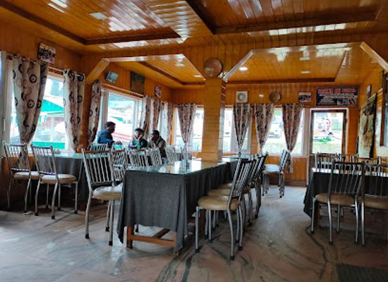 india/gulmarg/restaurant/bakshi-restaurant