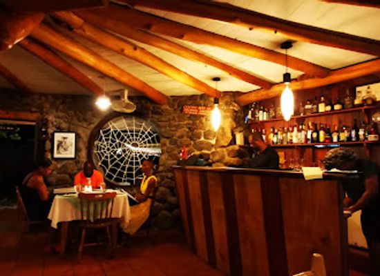 grenada/annandale-falls/restaurant/bogles-round-house-restaurant-cottages