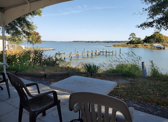 maryland/southern-maryland/restaurant/morris-point-restaurant