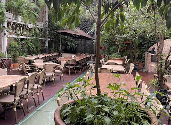 dominican-republic/eastern-plains/restaurant/buche-perico