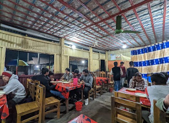 bangladesh/tanguar-haor/restaurant/fardin-and-mardin-restaurant